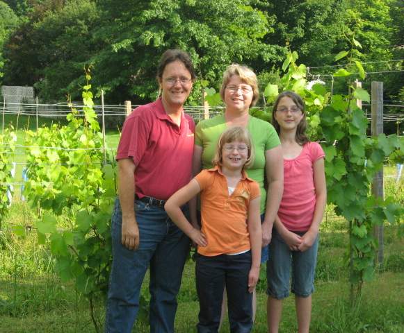 Pazdar crew in the vineyard
